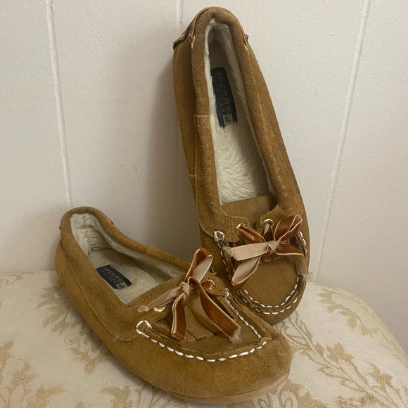 Tan Sperry Moccasins - Picture 2 of 7